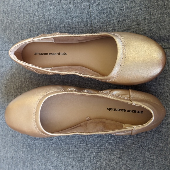 Amazon Essentials Women's Ballet Flat - Picture 5 of 5